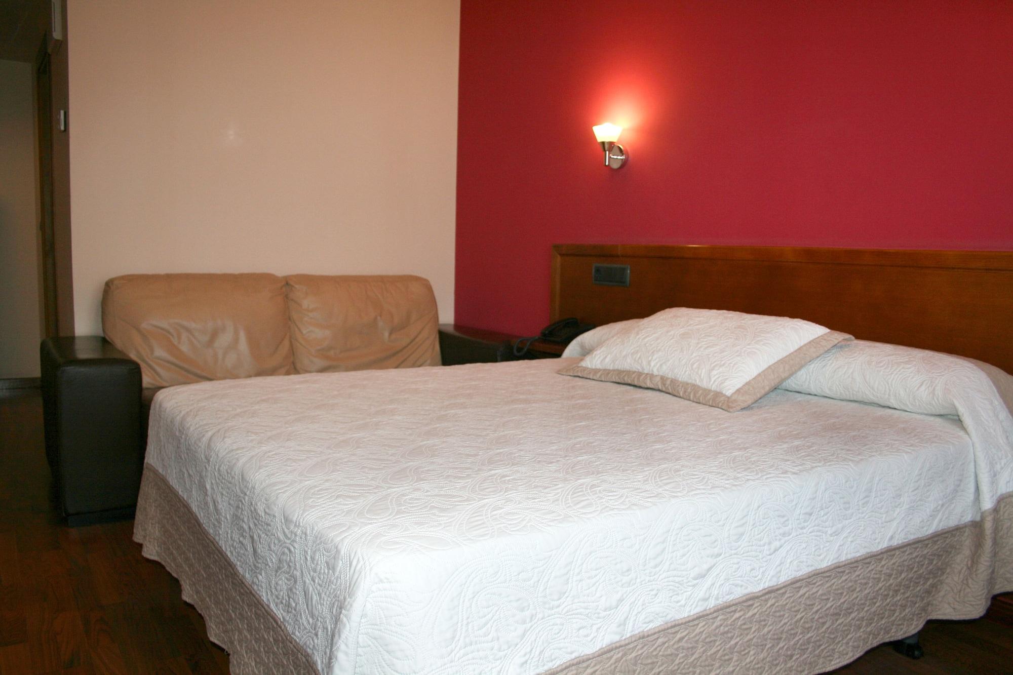 Hotel Virgen De Covadonga Onís Екстериор снимка
